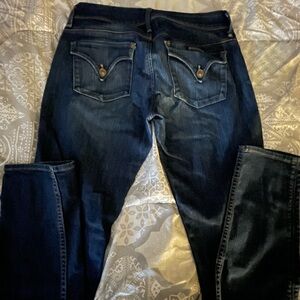 Hudson Jeans medium blue wash Women’s Size 28